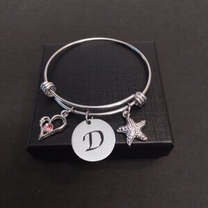 " D " Bracelet stainless steel Expandable Bangle Two Charm Heart and Star.